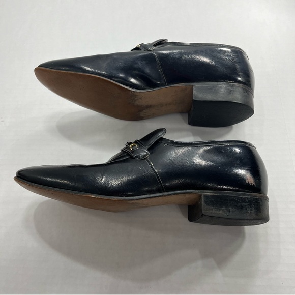 Vintage Leather Men's Loafers - Picture 9 of 11